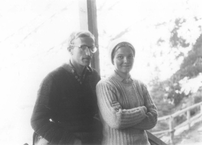  Jan i Małgorzata Kiełkowscy na ganku schroniska nad Morskim Okiem, zima 1968 (fot. arch. M. i J. Kiełkowscy)