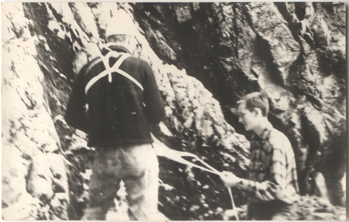 Jan Kiełkowski z bratem Zdzisławem pod Zamarłą Turnią, rok 1964 (fot. M. i J. Kiełkowscy)