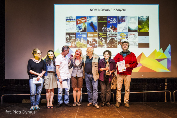 Jury oraz laureaci konkursu Książka Roku
