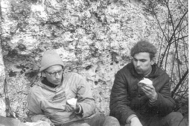 Jan Kiełkowski i Janusz Majer w skałkach ok. roku 1966 (fot. arch. M. i J. Kiełkowscy)