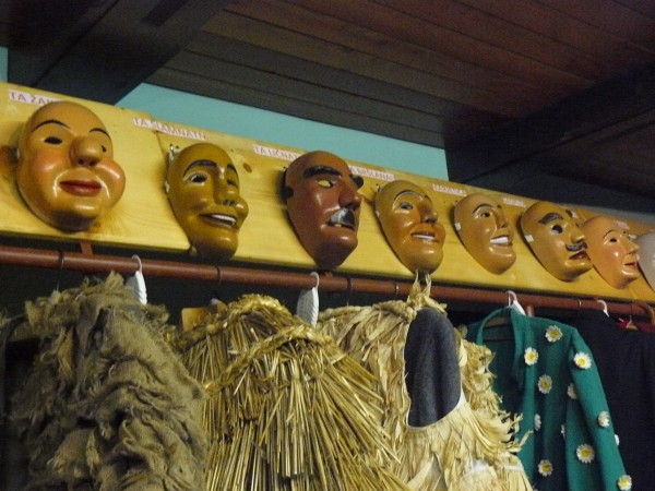Karnawałowe maski z Cerkno laufarija (fot. Outdoor Magazyn)