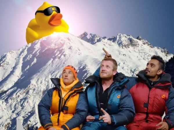 The International Rubber Duck Expedition 15/16. Od lewej: Elisabeth Revol, Tomek Mackiewicz, Arsalan Ahmed